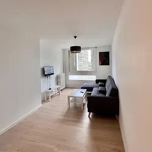 Appartement Apparemment Spacieux T5, Lyon